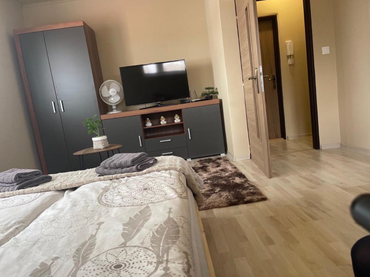 Garzon/ Studio Apartment Sahy المظهر الخارجي الصورة